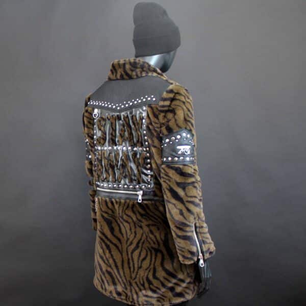 Handmade Coat: Stay Away - Gr.M – Bild 6