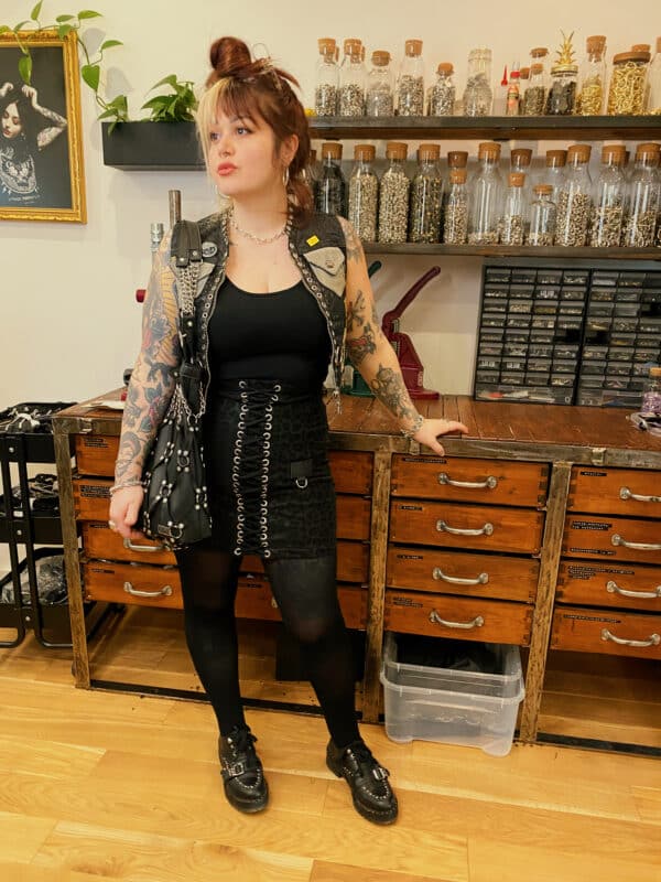 Lace-Up Skirt: Black Leo – Bild 5