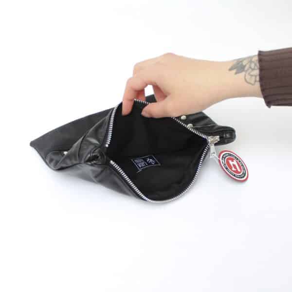Kosmetiktasche/ Mäppchen: Studded Black – Bild 2