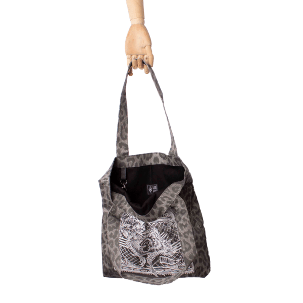 Tasche- Worth Fighting For - Leo Grey – Bild 2