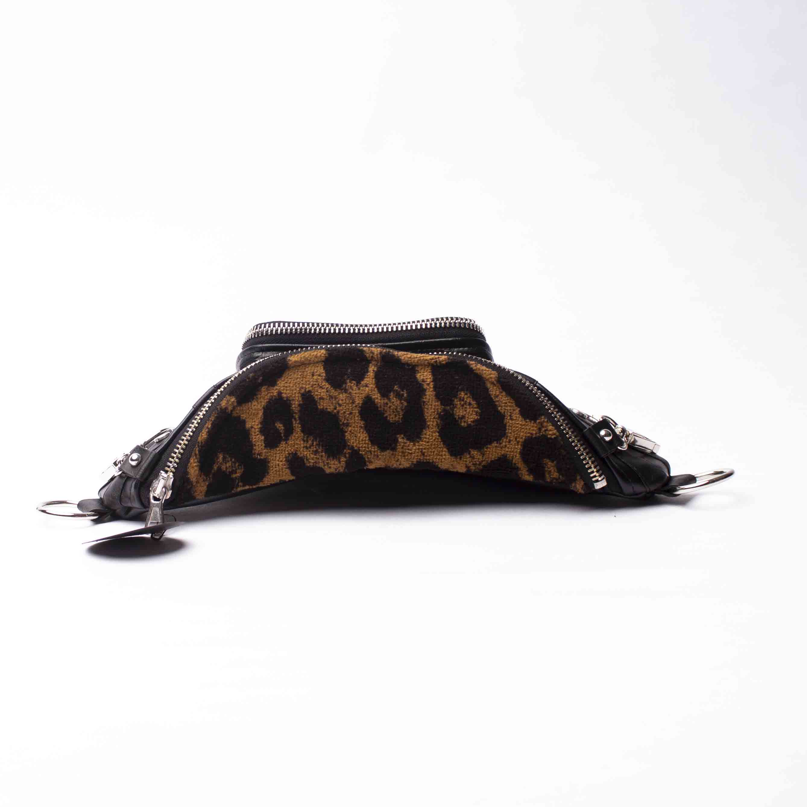 Clip Hipbag: Wild Terry – Bild 3