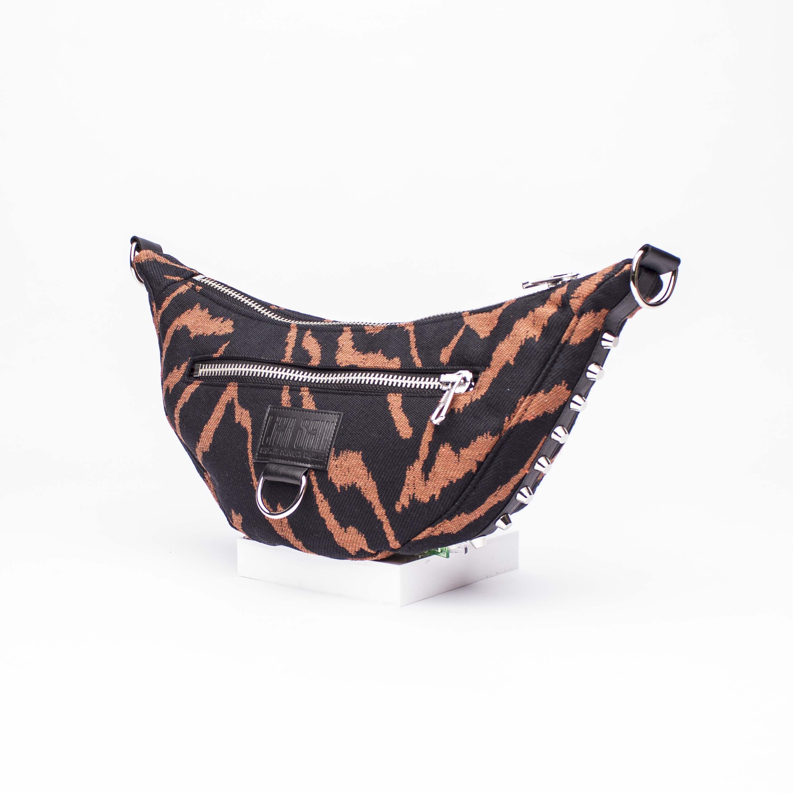 Moonbag: Alive